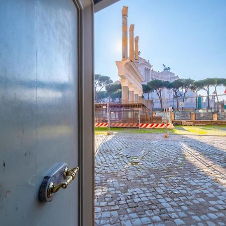 Elegant And Luxury Apartment @Altare Della Patria Rome Luaran gambar