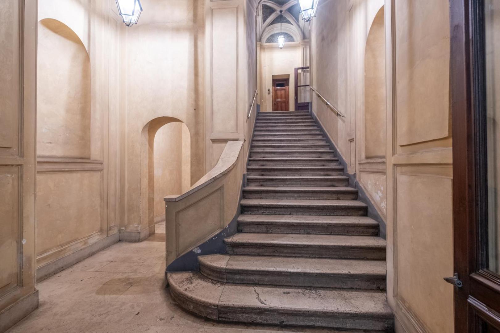 Elegant And Luxury Apartment @Altare Della Patria Rome Luaran gambar